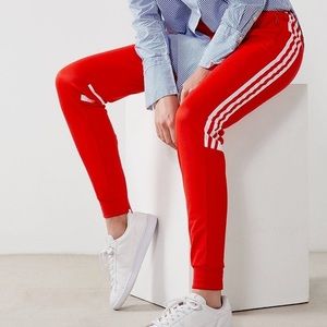 Adidas Originals Challenger Track Pant in Red XS